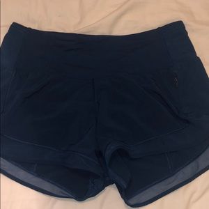 Lululemon Mind over Miles Short